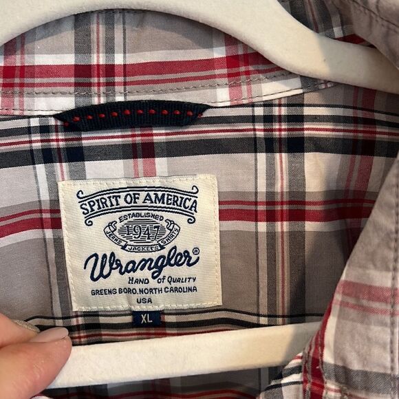 Wrangler Men’s XL Western rodeo cowboy button down long sleeved shirt - Picture 5 of 15